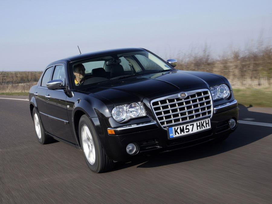  Chrysler 300C 2007 года  (UK) (фото 7 из 24)